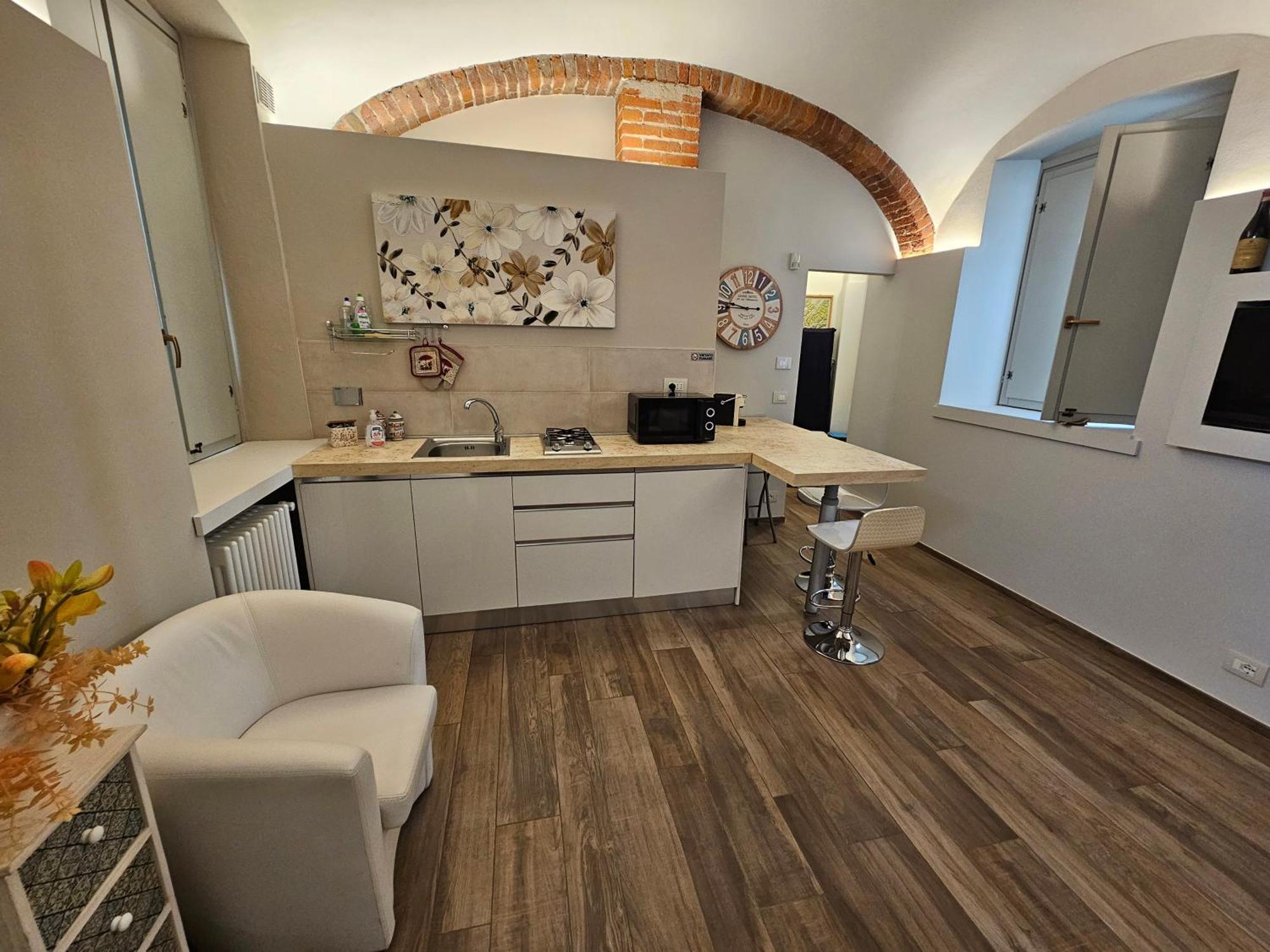 Bilocale In Centro Storico! Apartment Alba  Ngoại thất bức ảnh